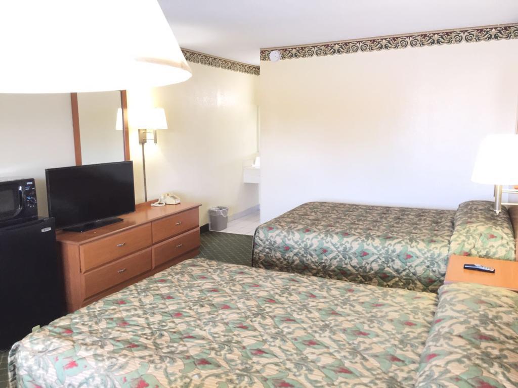 Economy Inn Dillon Extérieur photo