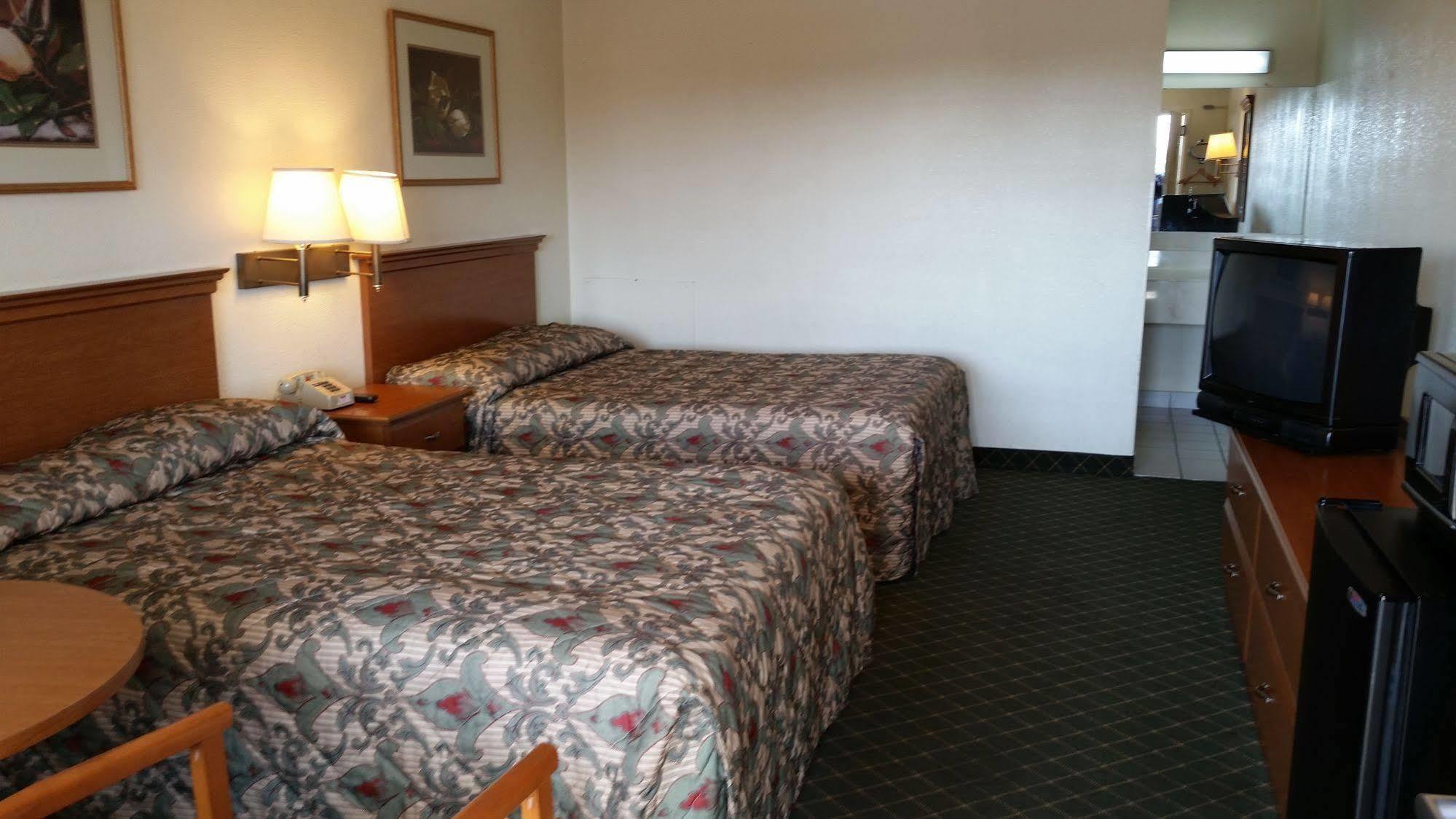 Economy Inn Dillon Extérieur photo